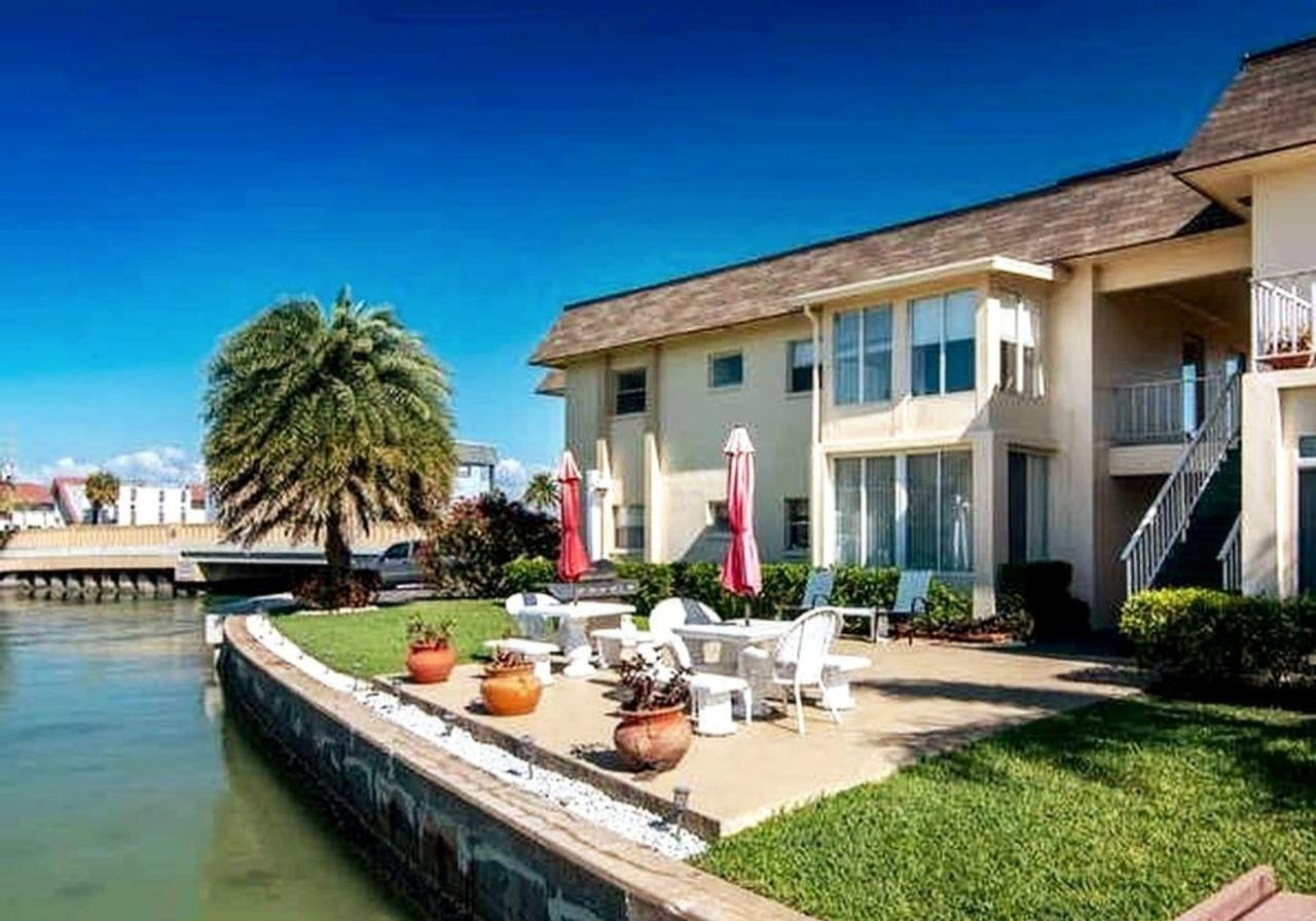 Where The Sun Meets The Water St. Pete Beach Exterior photo